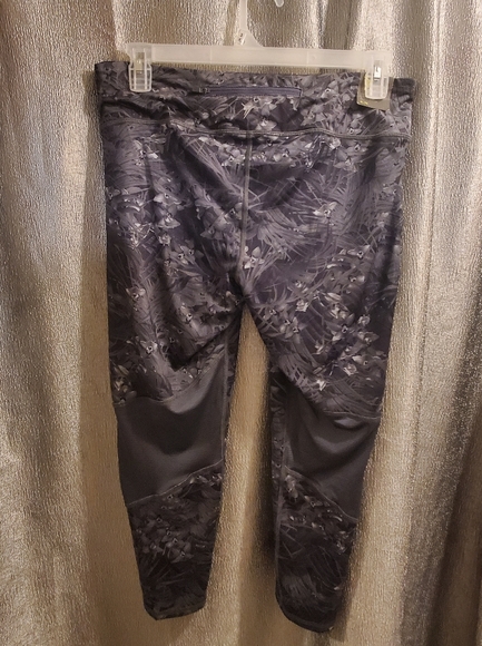 Active Pants - Picture 2 of 7